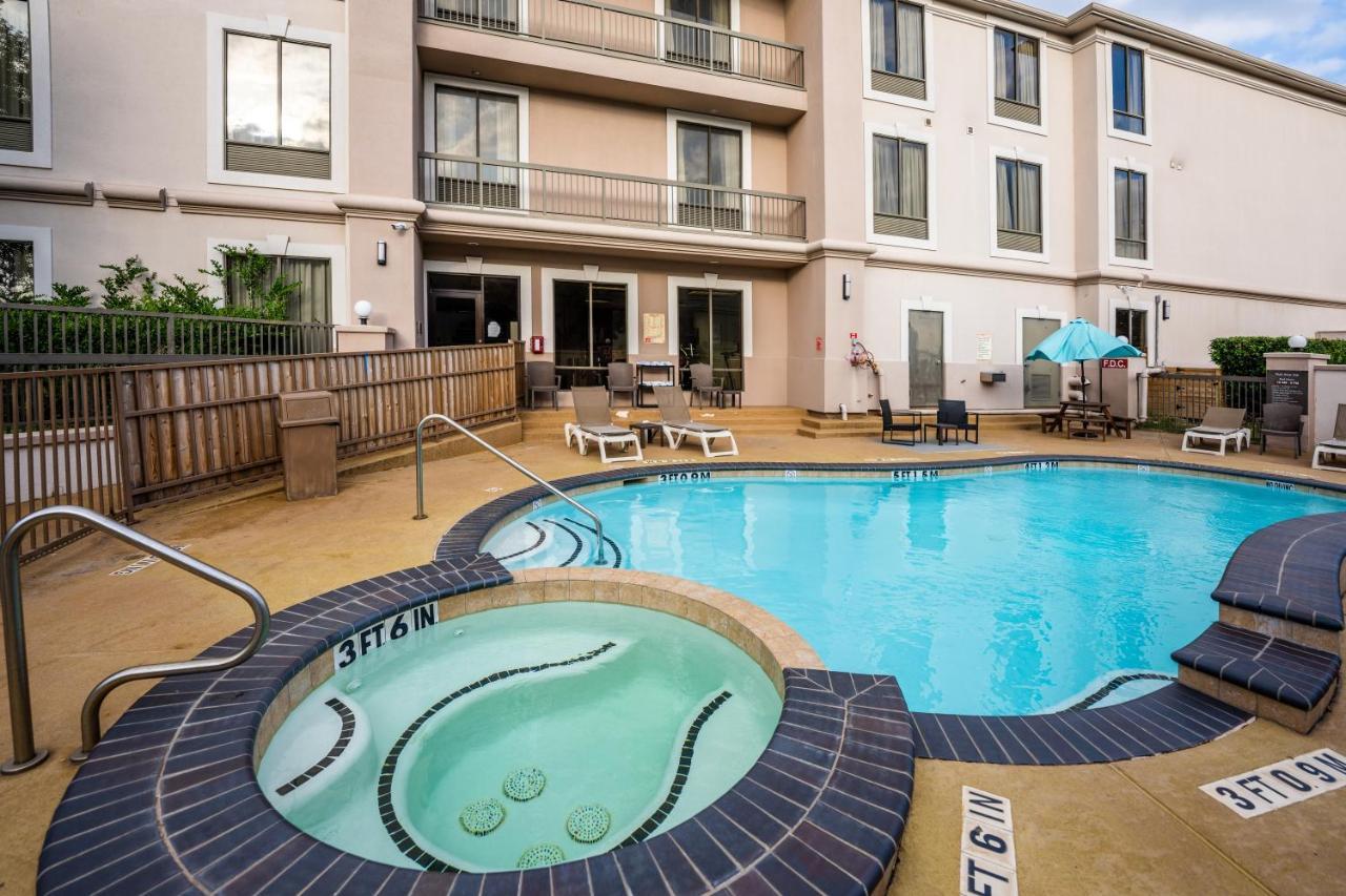 Comfort Suites Houston West At Clay Road Экстерьер фото
