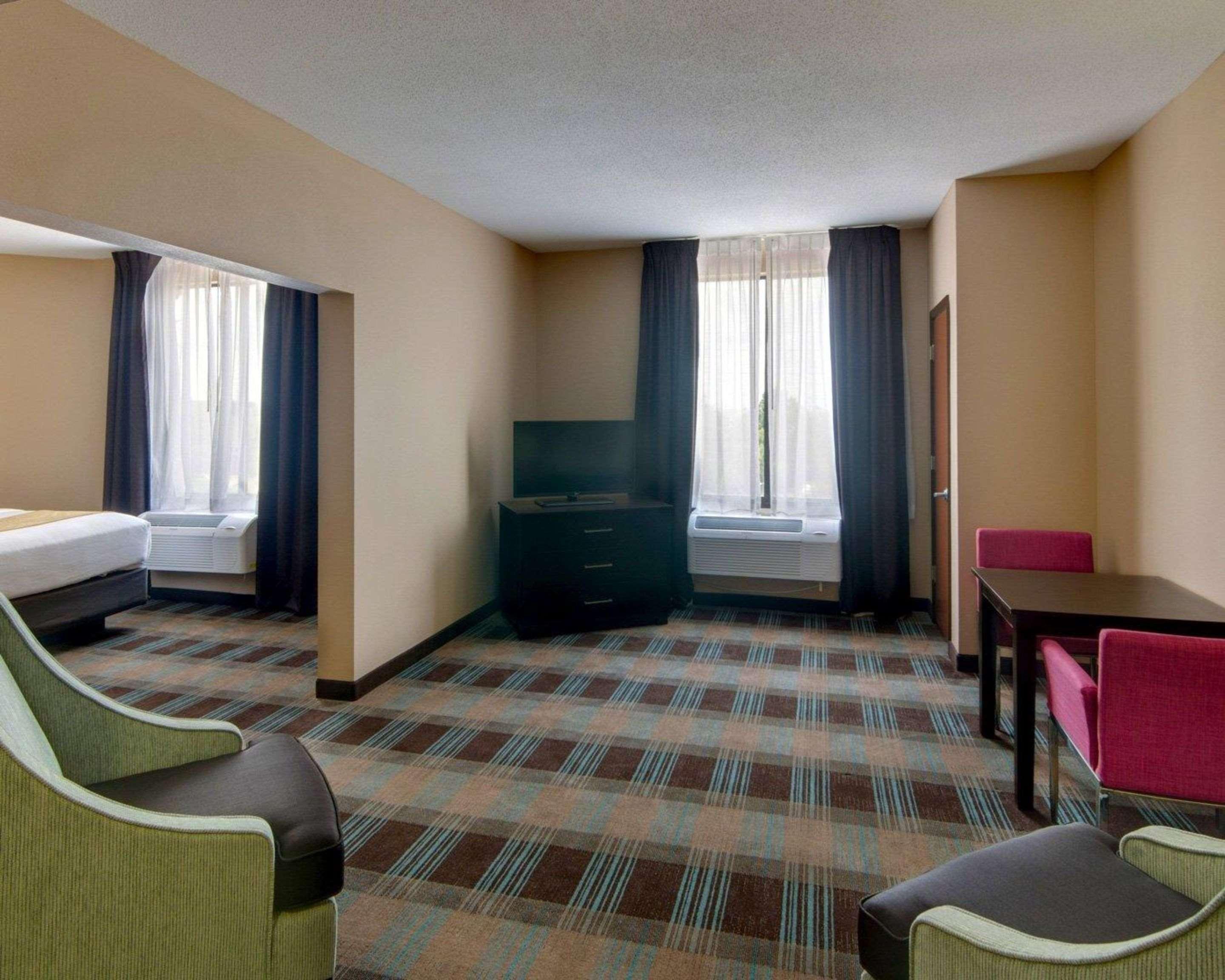 Comfort Suites Houston West At Clay Road Экстерьер фото